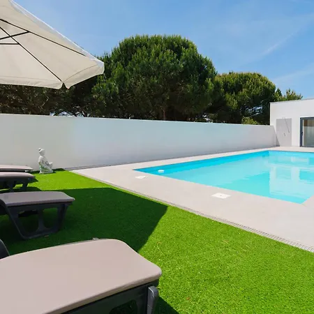Azura With Private Pool فيلة